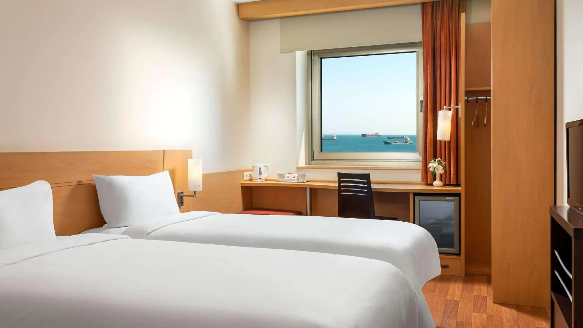 Hotel Ibis Istanbul Zeytinburnu 3*,  Turchia
