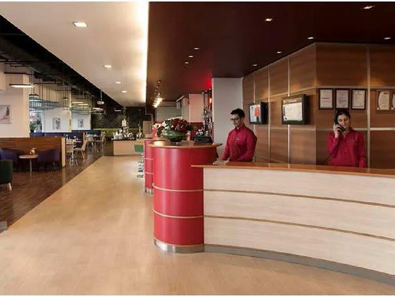 酒店 伊斯坦布尔宰廷布尔努宜必思酒店